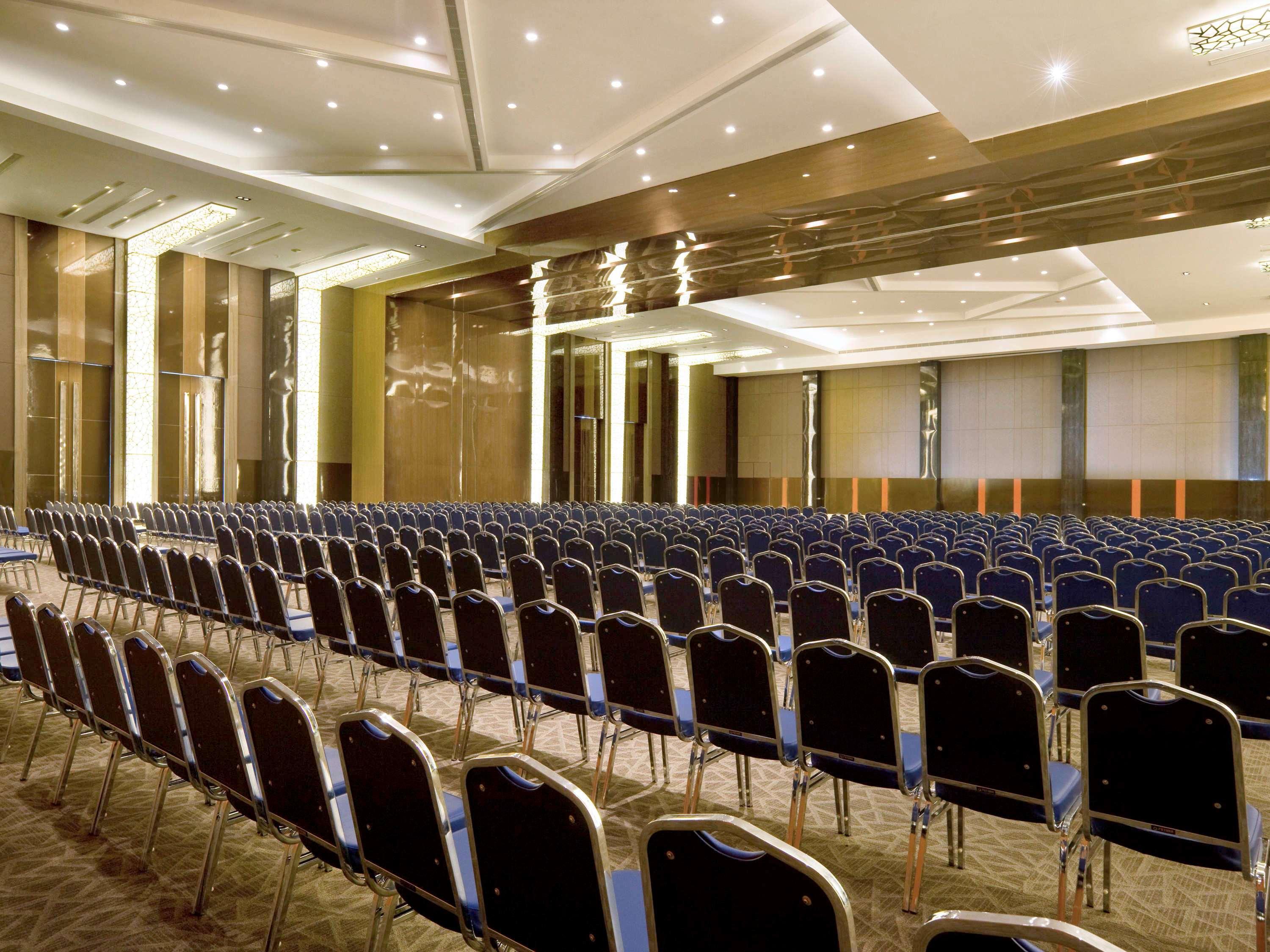 Novotel Bangka Hotel & Convention Center Pangkal Pinang Eksteriør billede