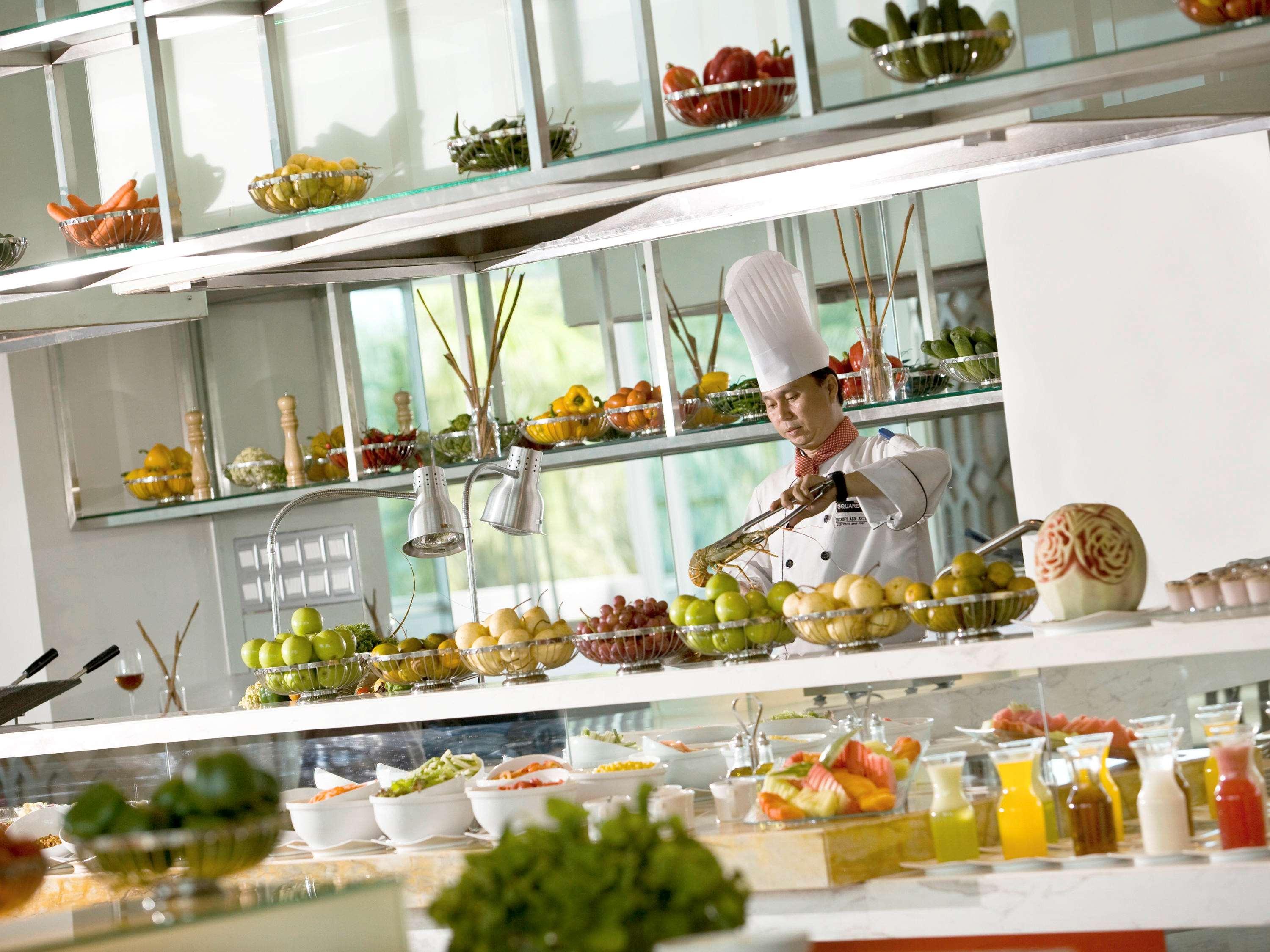 Novotel Bangka Hotel & Convention Center Pangkal Pinang Restaurant billede