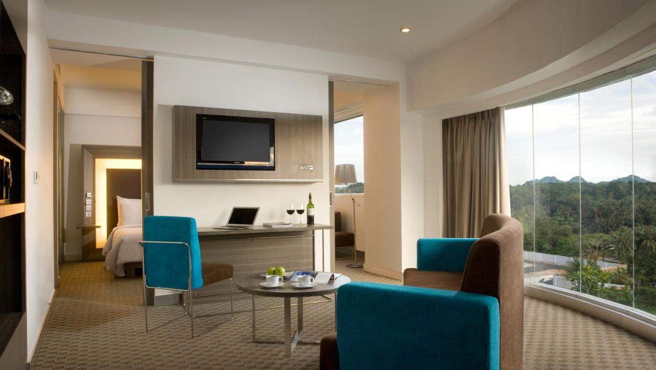 Novotel Bangka Hotel & Convention Center Pangkal Pinang Eksteriør billede