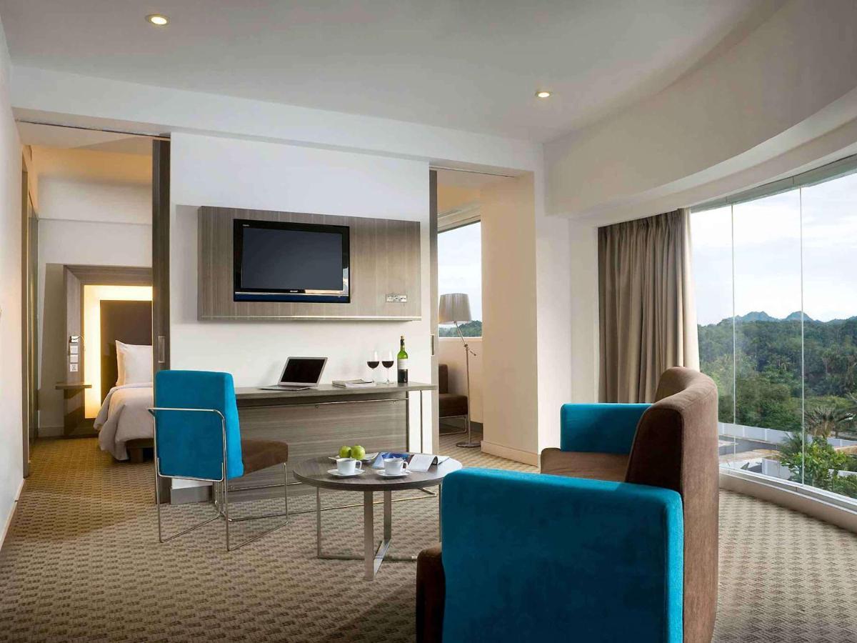 Novotel Bangka Hotel & Convention Center Pangkal Pinang Eksteriør billede